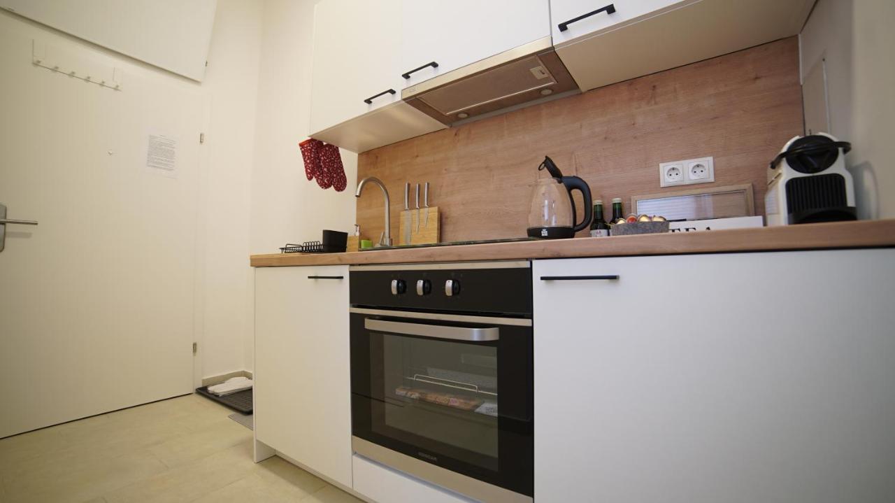 Malixa - Apartment In The Heart Of Vienna Next To Metro Exteriör bild